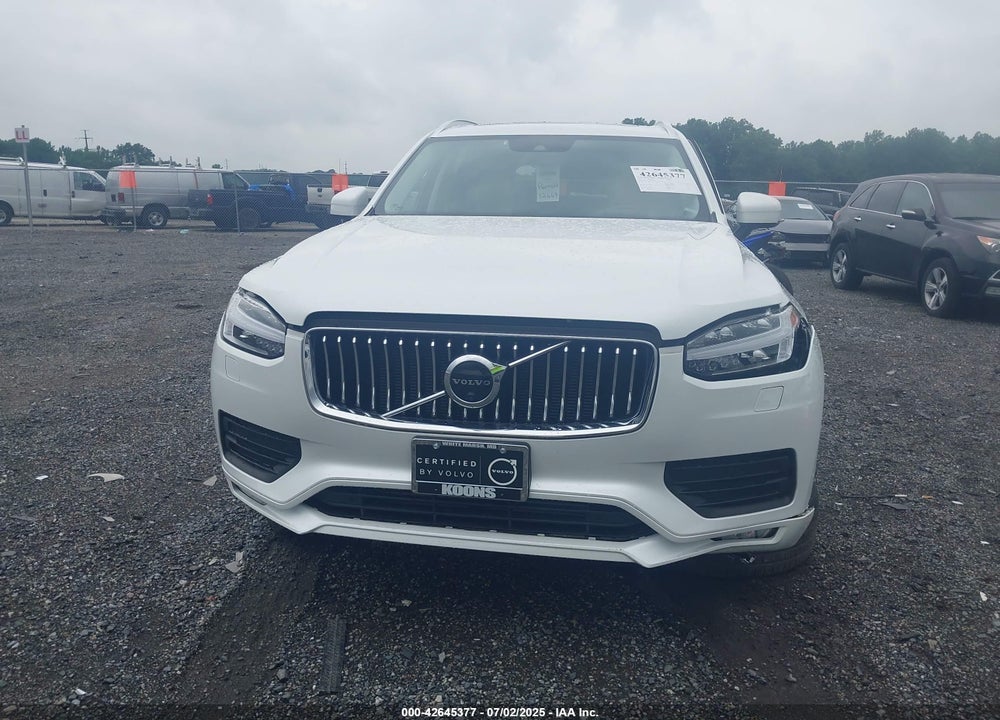 2022 VOLVO XC90 T6 MOMENTUM 7 PASSENGER VIN: YV4A22PK3N1869871
