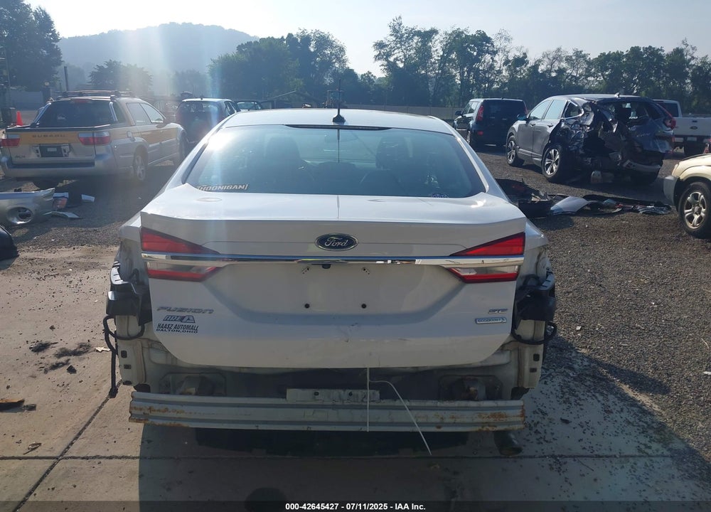 2018 FORD FUSION VIN: 3FA6P0HDXJR135927