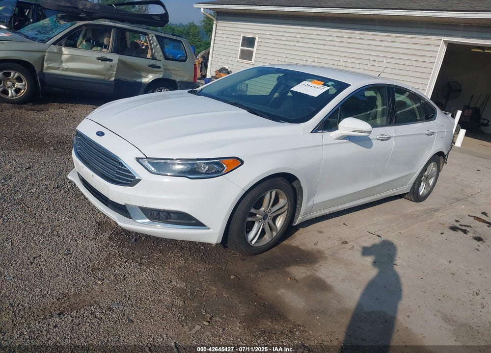 2018 FORD FUSION VIN: 3FA6P0HDXJR135927