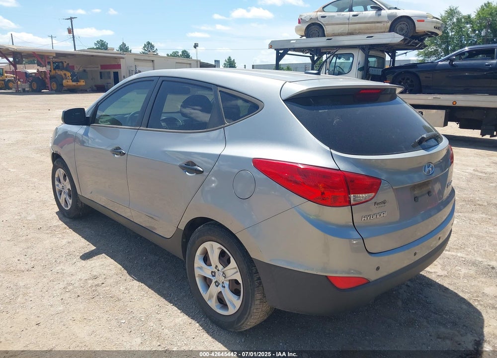 2013 HYUNDAI TUCSON GL VIN: KM8JT3AB4DU775294