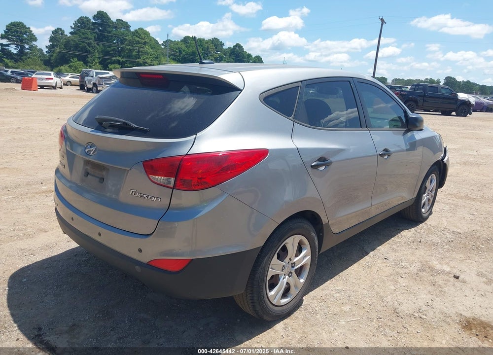 2013 HYUNDAI TUCSON GL VIN: KM8JT3AB4DU775294