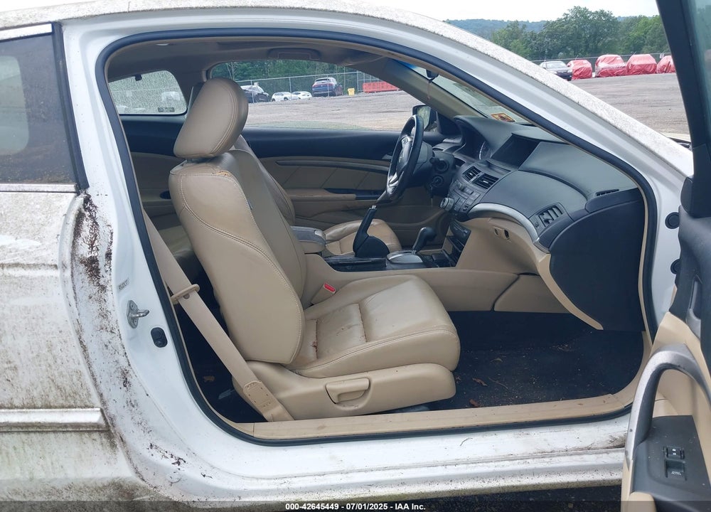 2008 HONDA ACCORD VIN: 1HGCS22898A004187