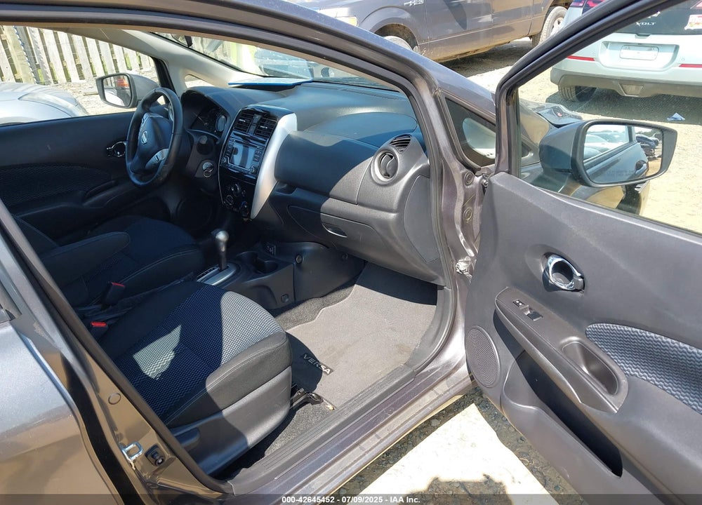 2018 NISSAN VERSA NOTE VIN: 3N1CE2CP3JL365458