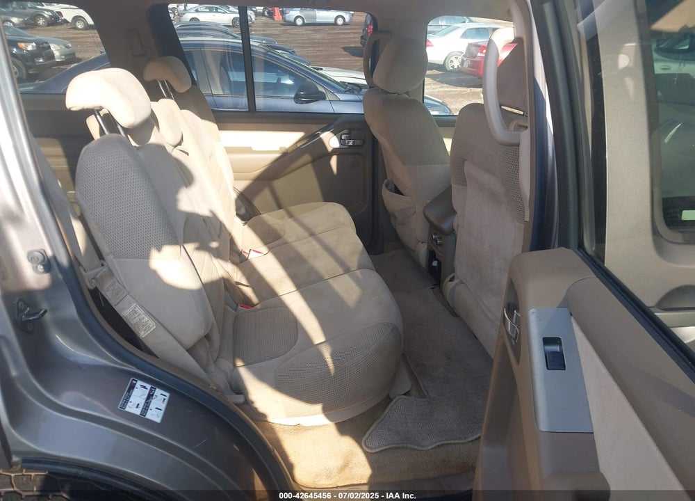 2006 NISSAN PATHFINDER VIN: 5N1AR18U26C677870