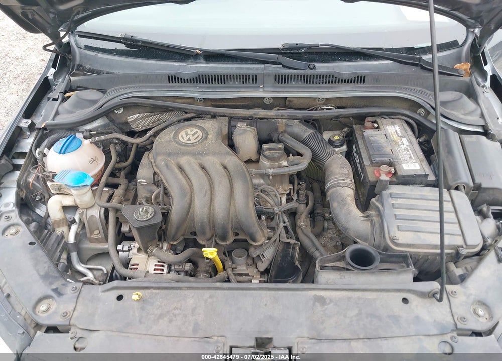 2015 VOLKSWAGEN JETTA VIN: 3VW2K7AJ0FM213133