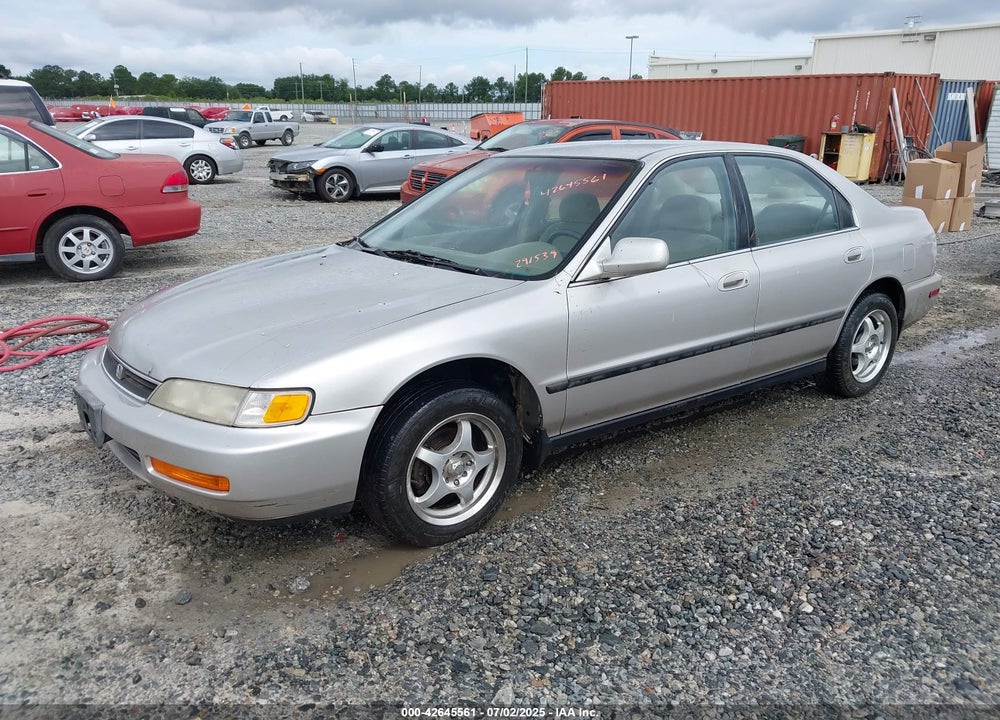 1996 HONDA ACCORD LX/EX VIN: 1HGCD5638TA291539