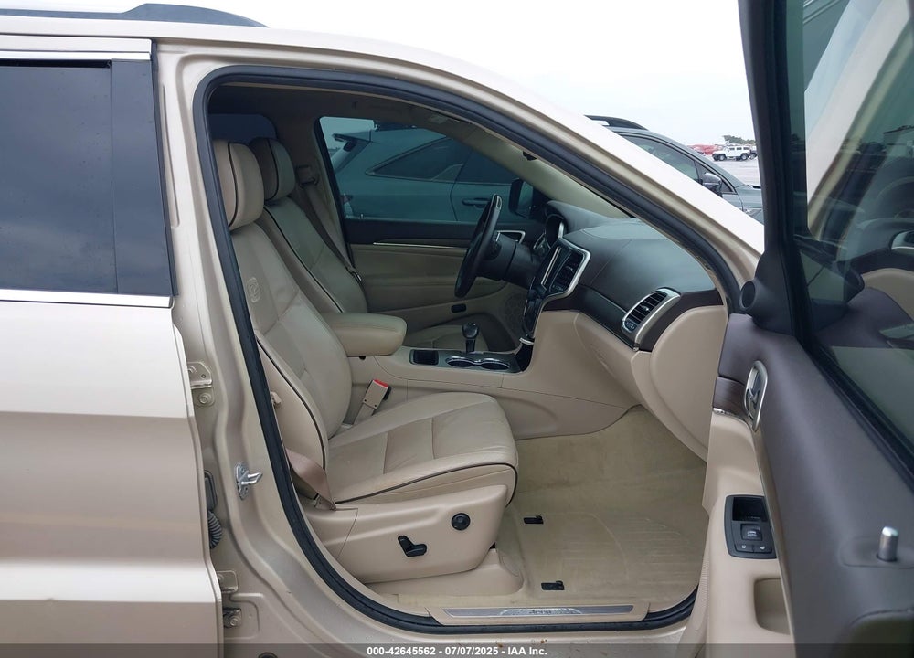 2014 JEEP GRAND CHEROKEE VIN: 1C4RJECG1EC227584