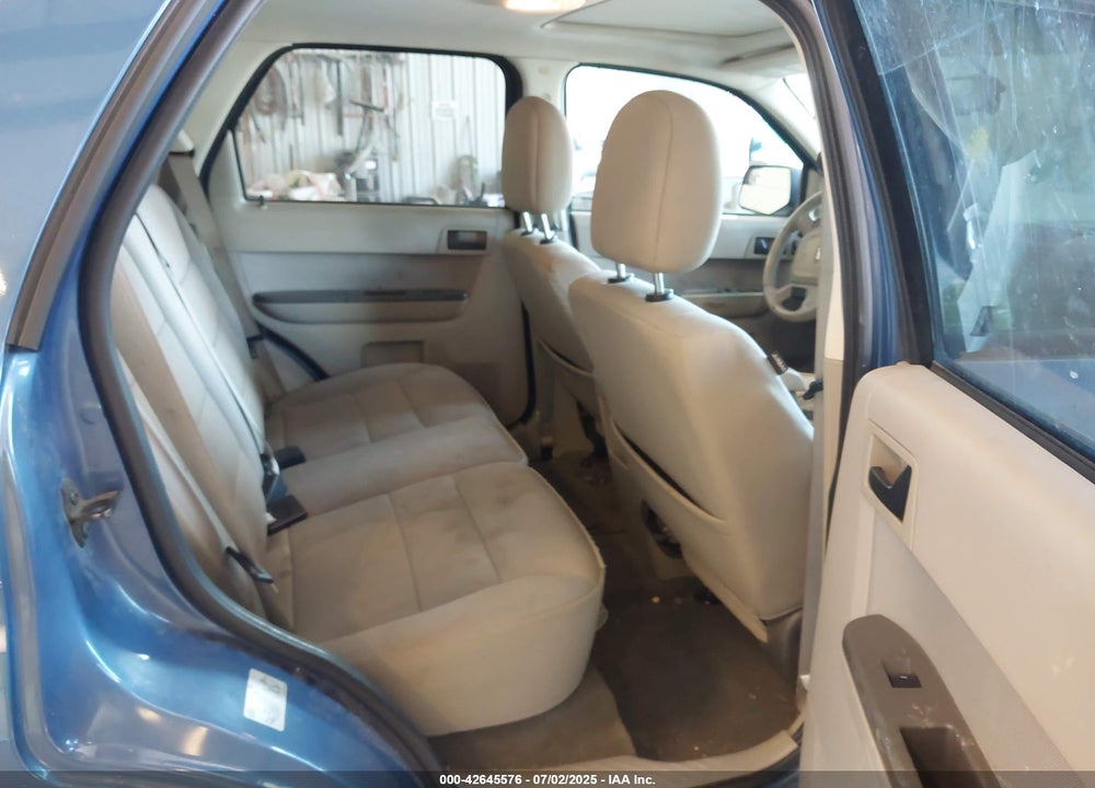 2010 FORD ESCAPE VIN: 1FMCU9D76AKB62682