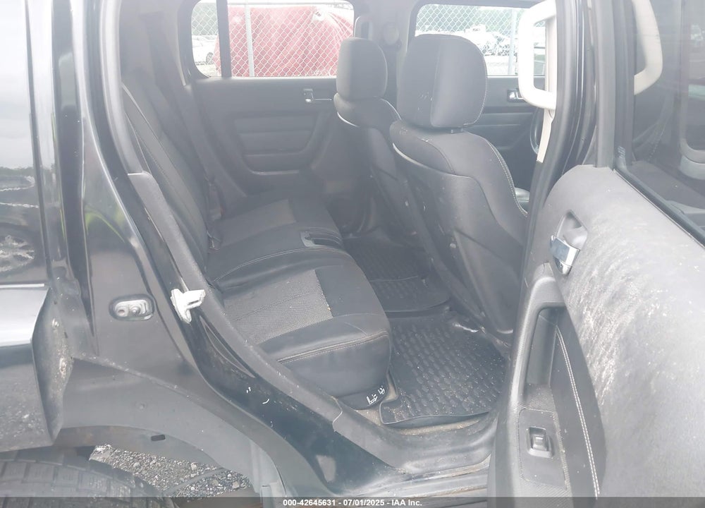 2008 HUMMER H3 SUV VIN: 5GTEN13E388133782