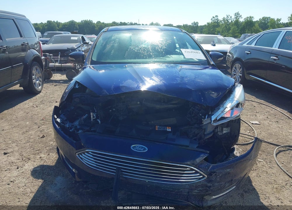 2016 FORD FOCUS VIN: 1FADP3N23GL231613