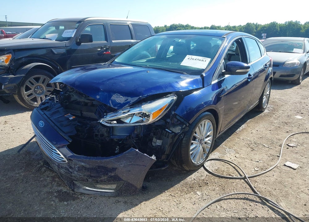 2016 FORD FOCUS VIN: 1FADP3N23GL231613