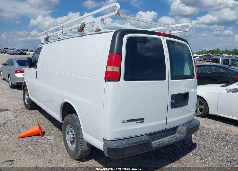 2015 CHEVROLET EXPRESS 2500 VIN: 1GCWGFCF1F1113063