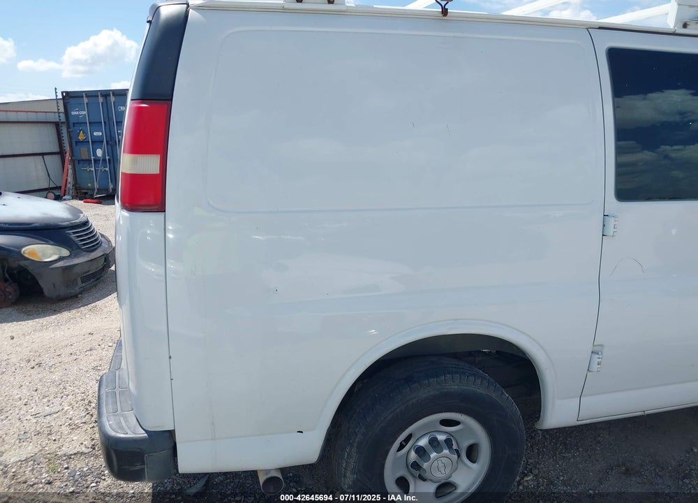 2015 CHEVROLET EXPRESS 2500 VIN: 1GCWGFCF1F1113063