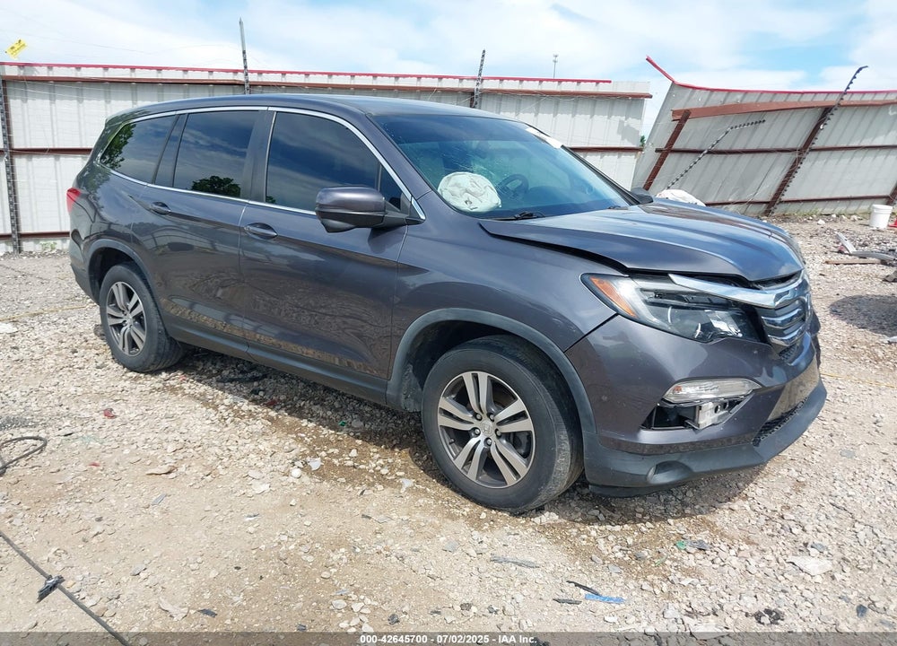 2018 HONDA PILOT EX VIN: 5FNYF5H37JB012551