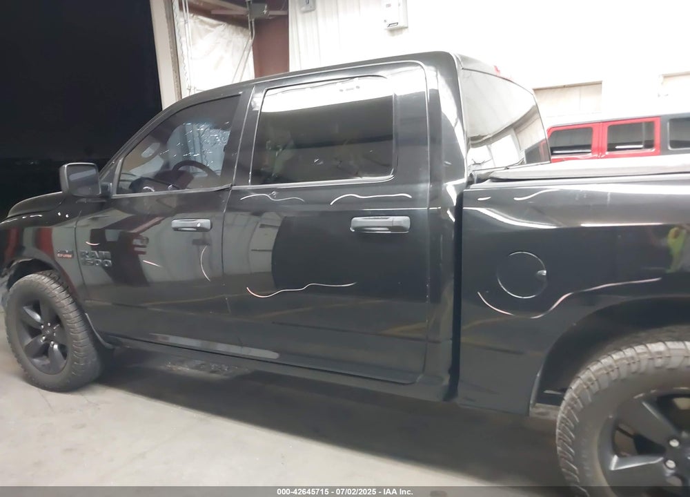 2016 RAM 1500 VIN: 3C6RR6KT1GG154026