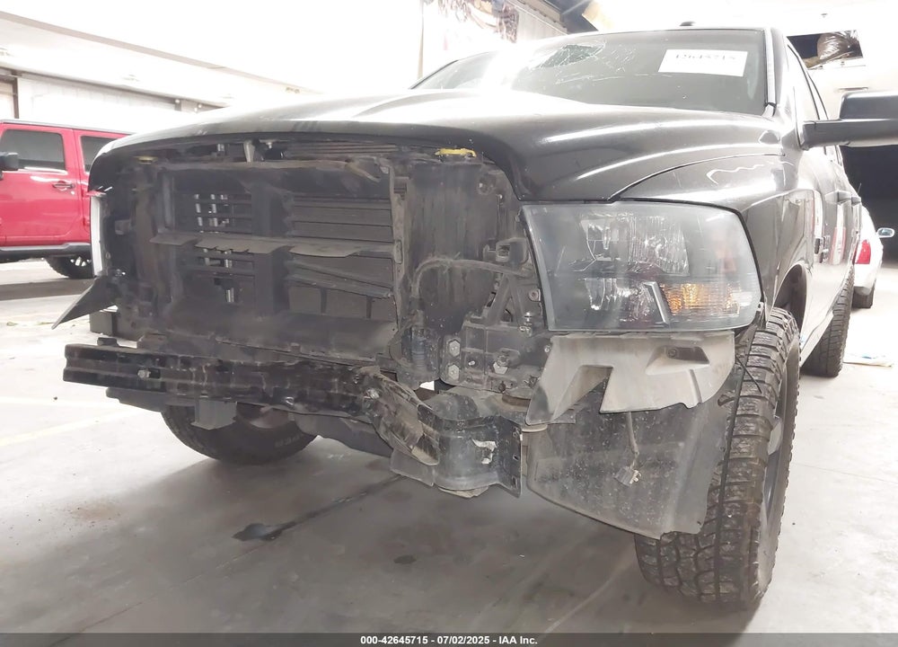 2016 RAM 1500 VIN: 3C6RR6KT1GG154026