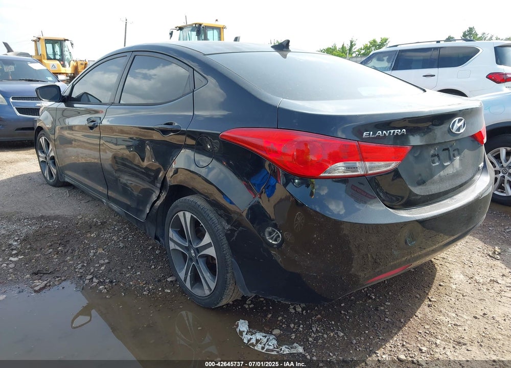 2013 HYUNDAI ELANTRA VIN: 5NPDH4AE5DH185375