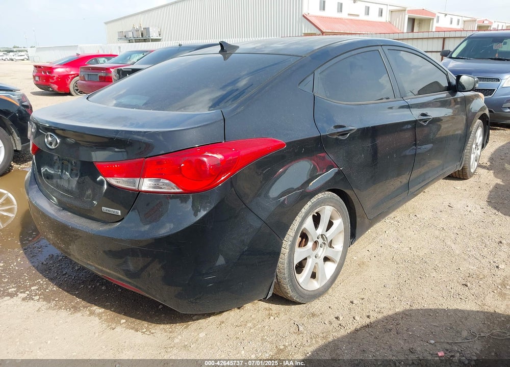 2013 HYUNDAI ELANTRA VIN: 5NPDH4AE5DH185375