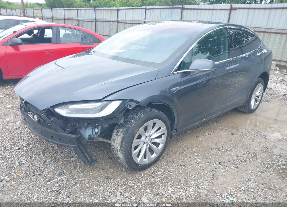 2016 TESLA MODEL X VIN: 5YJXCBE26GF008806