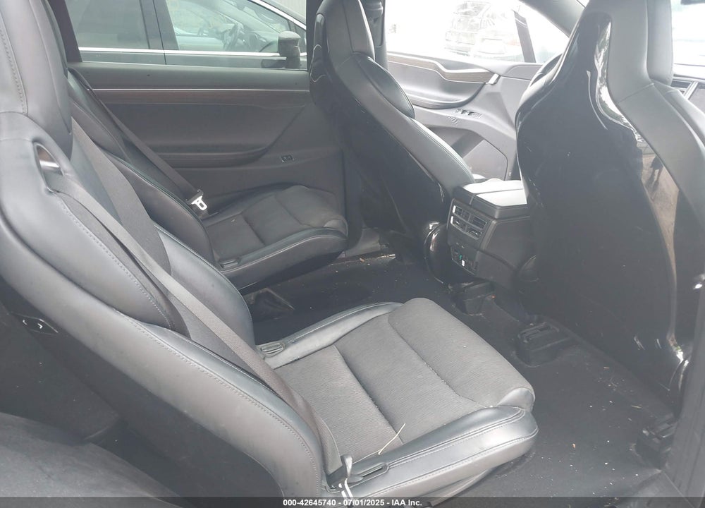 2016 TESLA MODEL X VIN: 5YJXCBE26GF008806