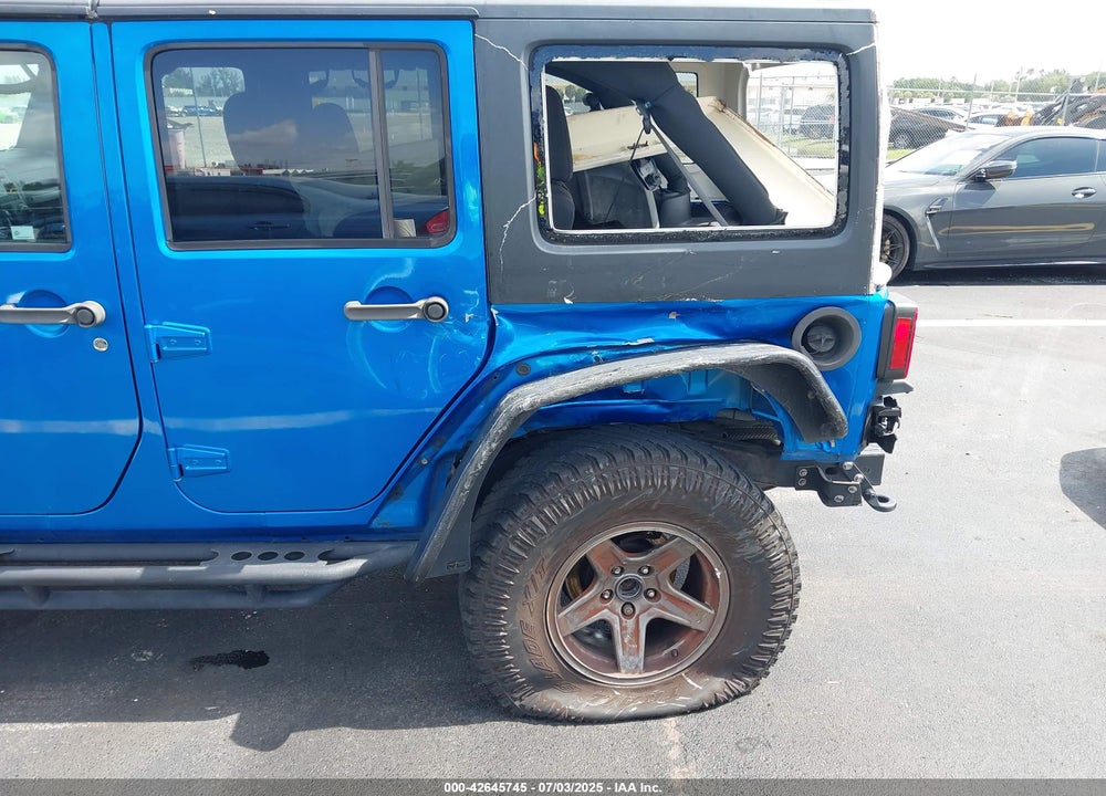 2015 JEEP WRANGLER / VIN: 1C4BJWDG1FL716400