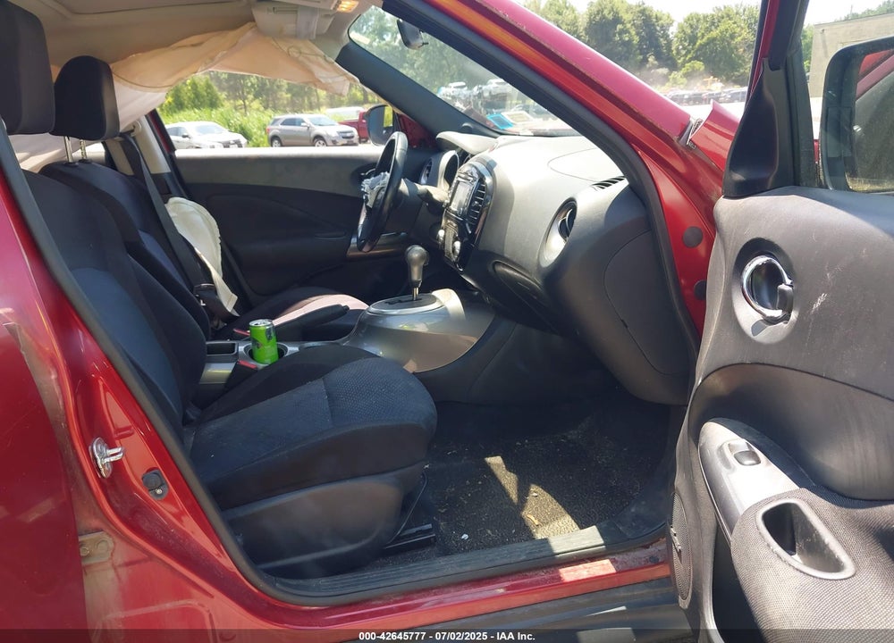 2015 NISSAN JUKE VIN: JN8AF5MV9FT552985