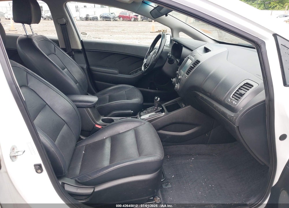 2017 KIA FORTE EX VIN: 3KPFL4A85HE005713