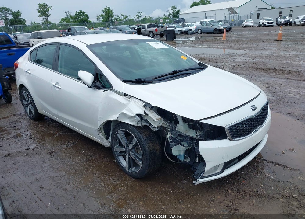 2017 KIA FORTE EX VIN: 3KPFL4A85HE005713