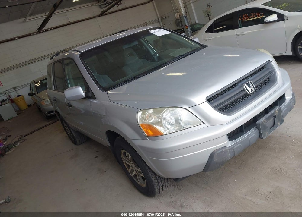 2004 HONDA PILOT EX VIN: 2HKYF18484H607545