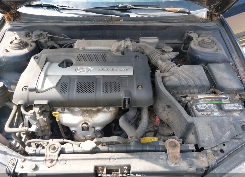 2005 HYUNDAI ELANTRA GLS/GT VIN: KMHDN46D75U950579