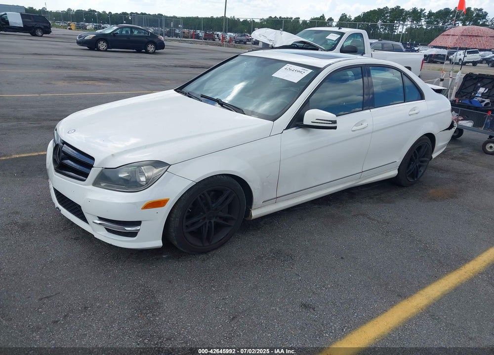 2013 MERCEDES-BENZ C CLASS VIN: WDDGF8AB8DR287316