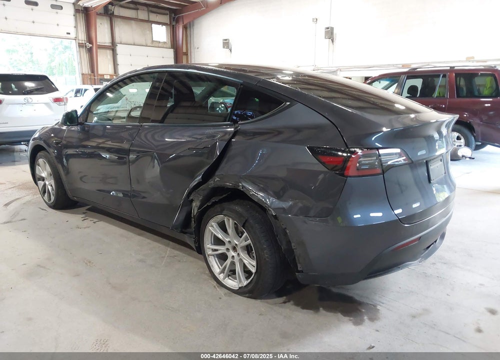 2021 TESLA MODEL Y LONG RANGE DUAL MOTOR ALL-WHEEL DRIVE VIN: 5YJYGDEE2MF191714