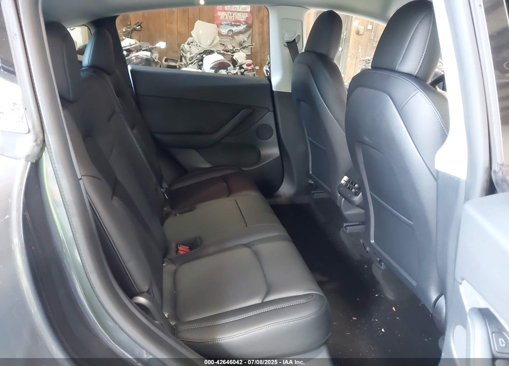 2021 TESLA MODEL Y LONG RANGE DUAL MOTOR ALL-WHEEL DRIVE VIN: 5YJYGDEE2MF191714