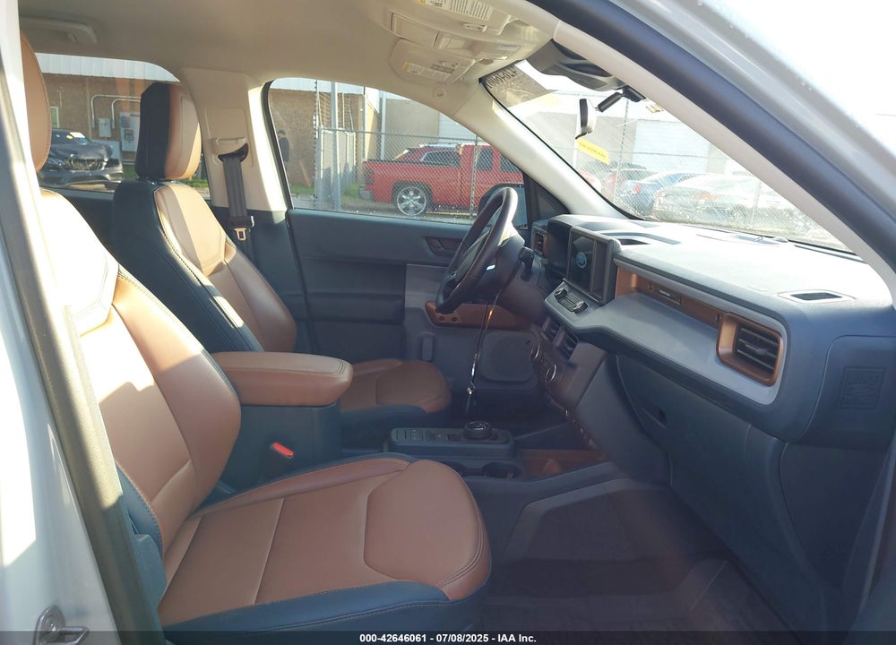 2024 FORD MAVERICK VIN: 3FTTW8M30RRA82792
