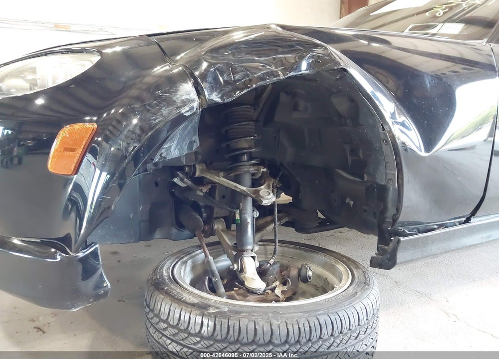 2006 MAZDA MX-5 VIN: JM1NC25F760110526