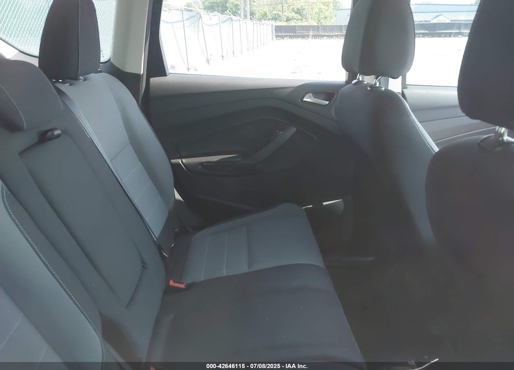 2016 FORD ESCAPE VIN: 1FMCU0GX8GUC76008