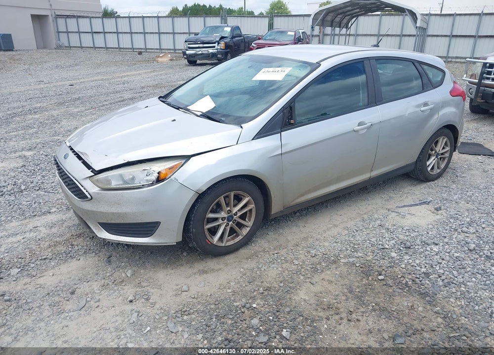 2015 FORD FOCUS SE VIN: 1FADP3K21FL277640
