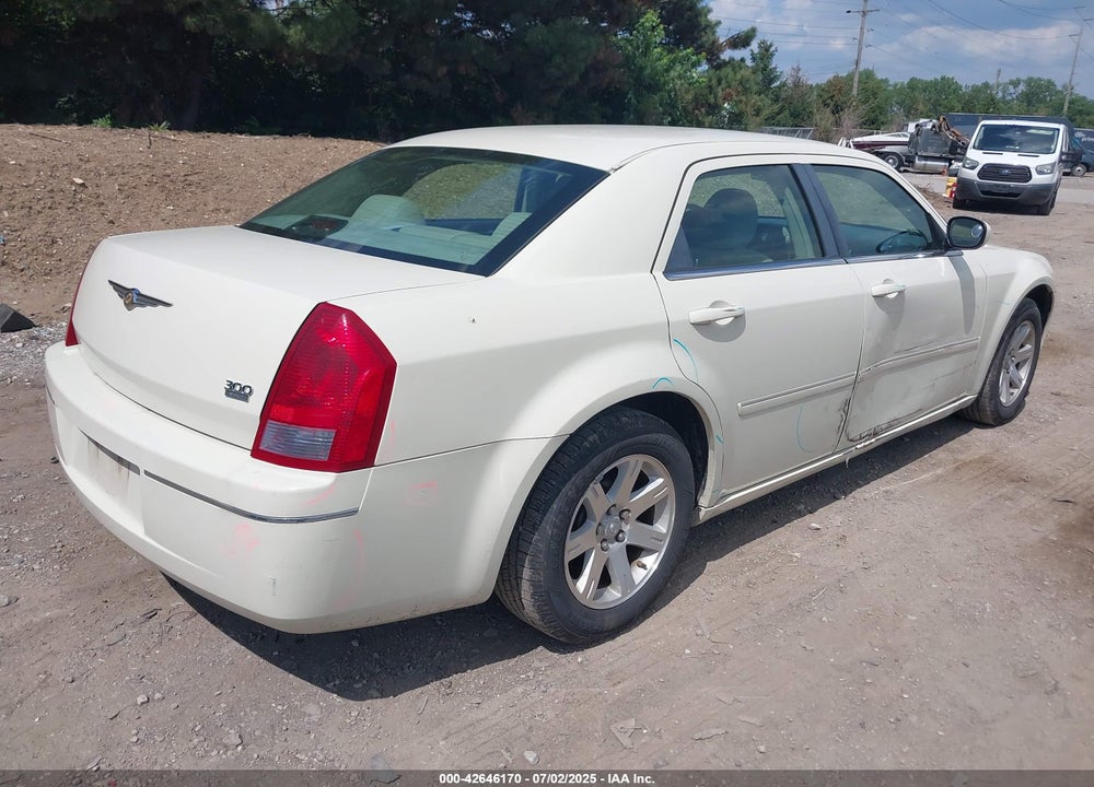 2006 CHRYSLER 300 VIN: 2C3KA53G36H528877