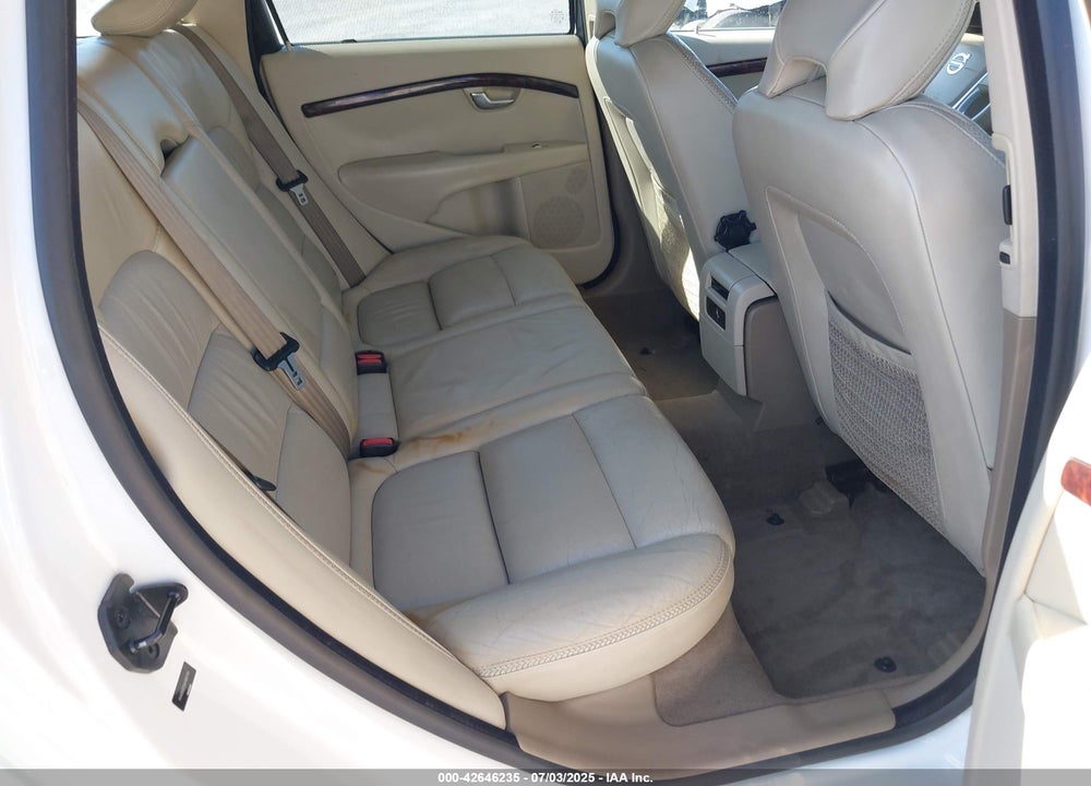 2010 VOLVO XC70 VIN: YV4992BZ6A1081115