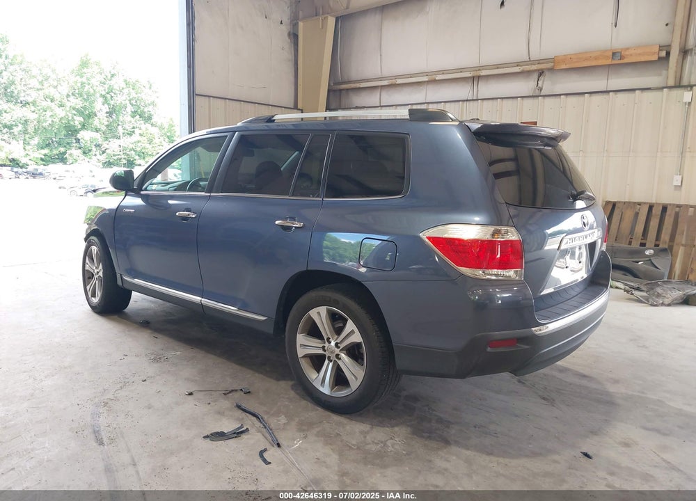 2011 TOYOTA HIGHLANDER LIMITED V6 VIN: 5TDYK3EH8BS026066