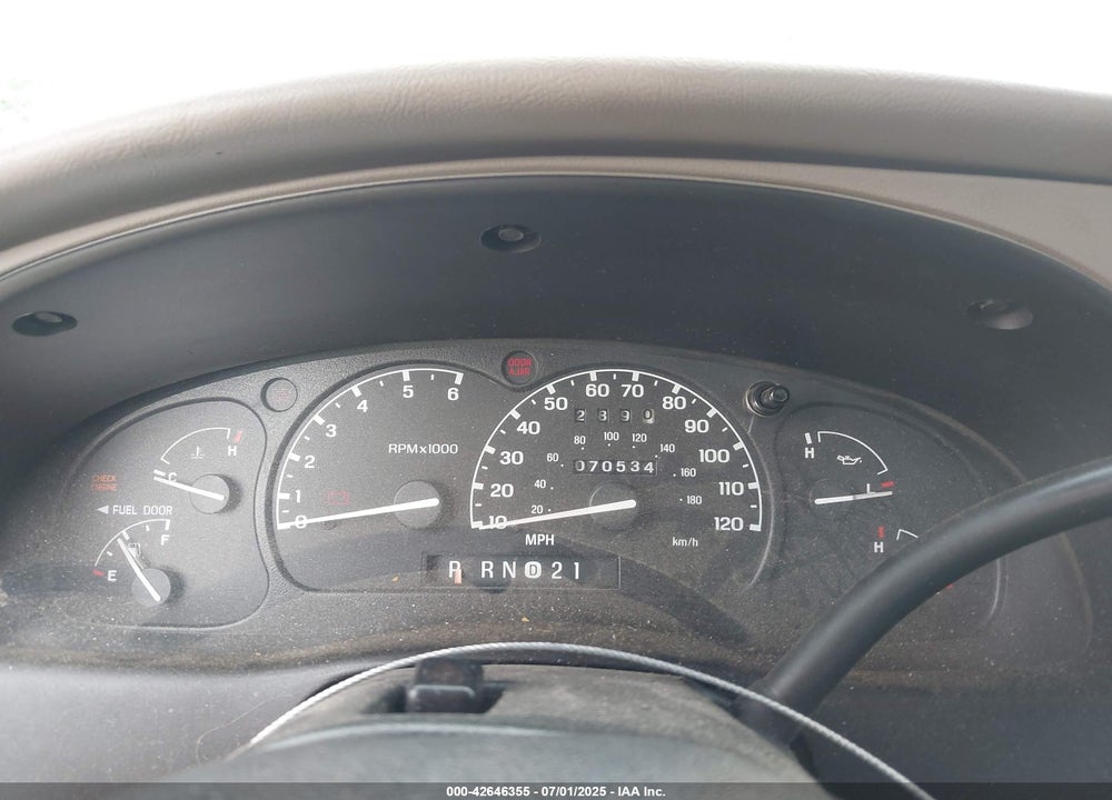 2000 MAZDA B2500 SE/SX VIN: 4F4YR12C3YTM25283