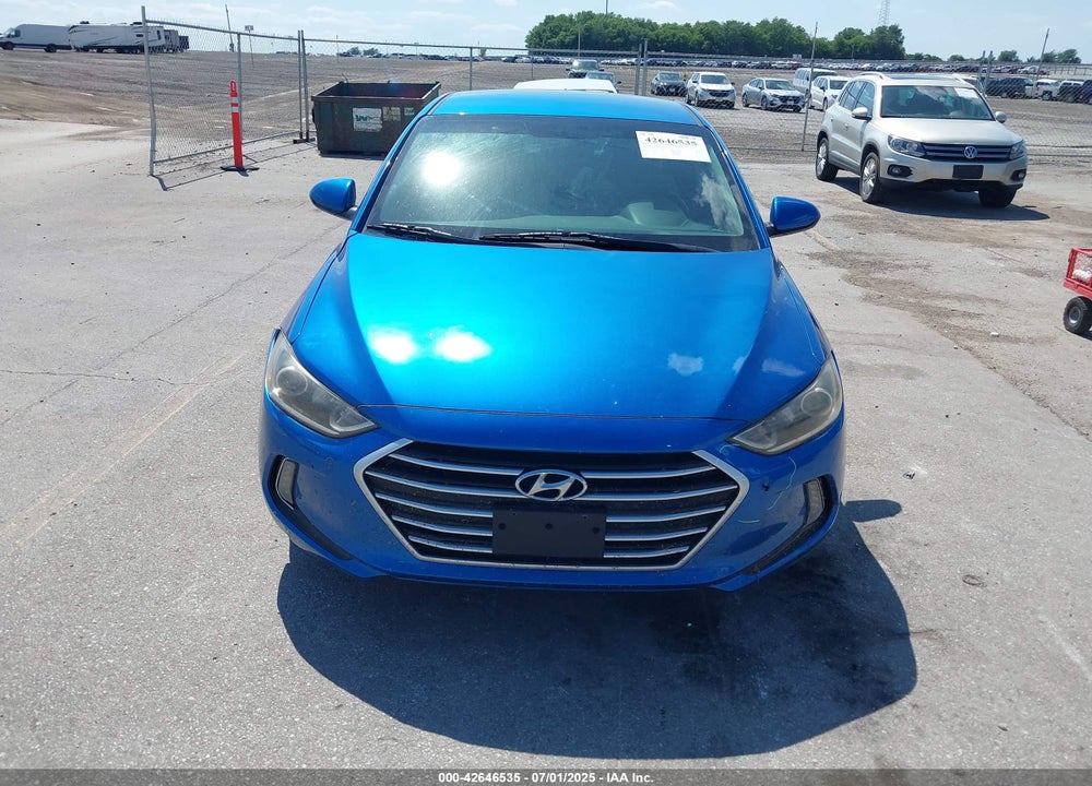 2017 HYUNDAI ELANTRA VIN: 5NPD84LF0HH078455