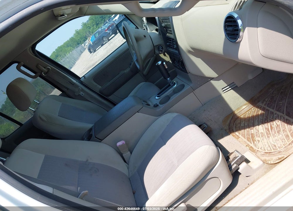 2007 FORD EXPLORER XLT VIN: 1FMEU63E57UA47477