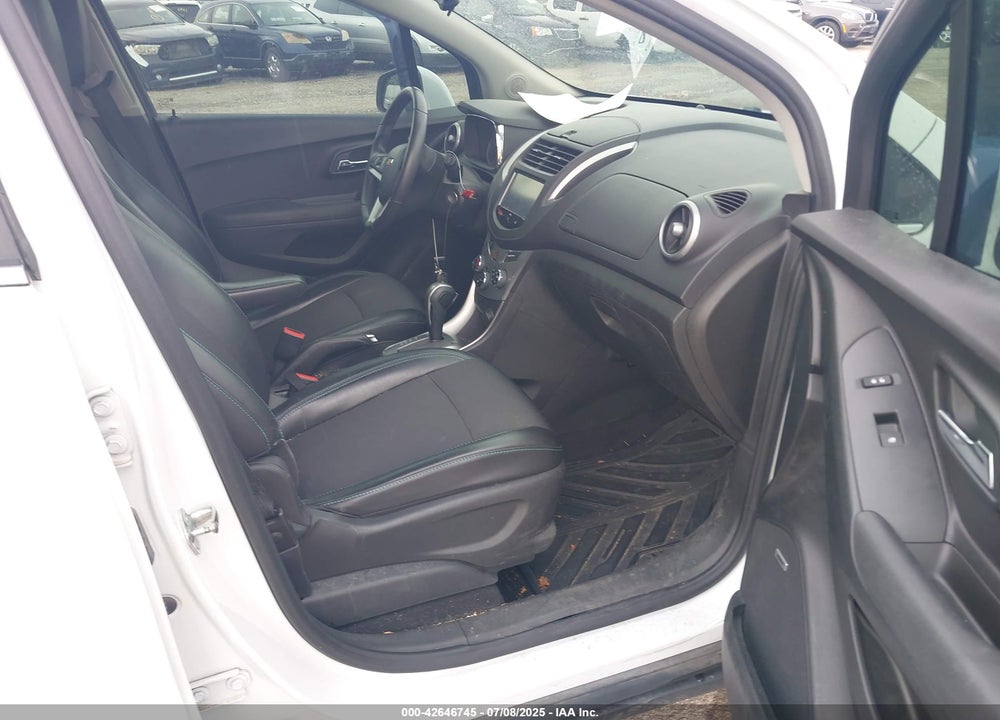 2015 CHEVROLET TRAX VIN: 3GNCJLSB5FL172392