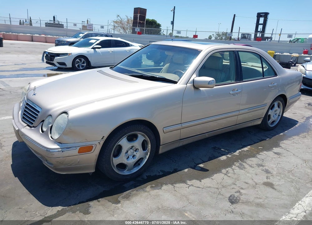 2000 MERCEDES-BENZ E 430 VIN: WDBJF70J5YB111968
