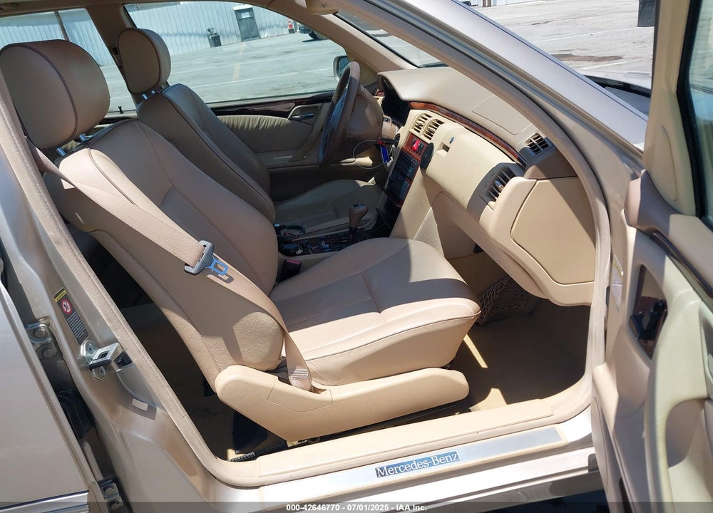 2000 MERCEDES-BENZ E 430 VIN: WDBJF70J5YB111968