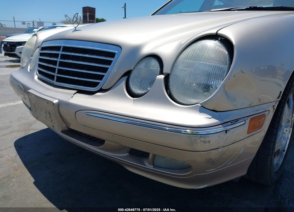 2000 MERCEDES-BENZ E 430 VIN: WDBJF70J5YB111968