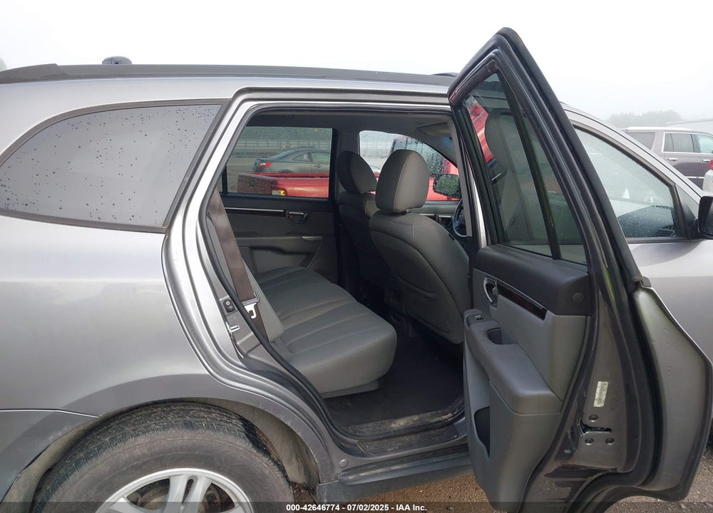 2010 HYUNDAI SANTA FE GLS VIN: 5NMSG3AB8AH397853
