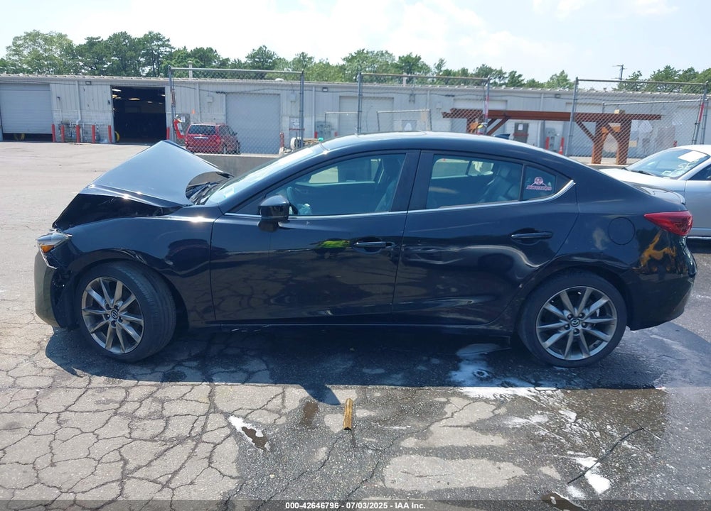 2018 MAZDA MAZDA3 VIN: 3MZBN1W37JM178078