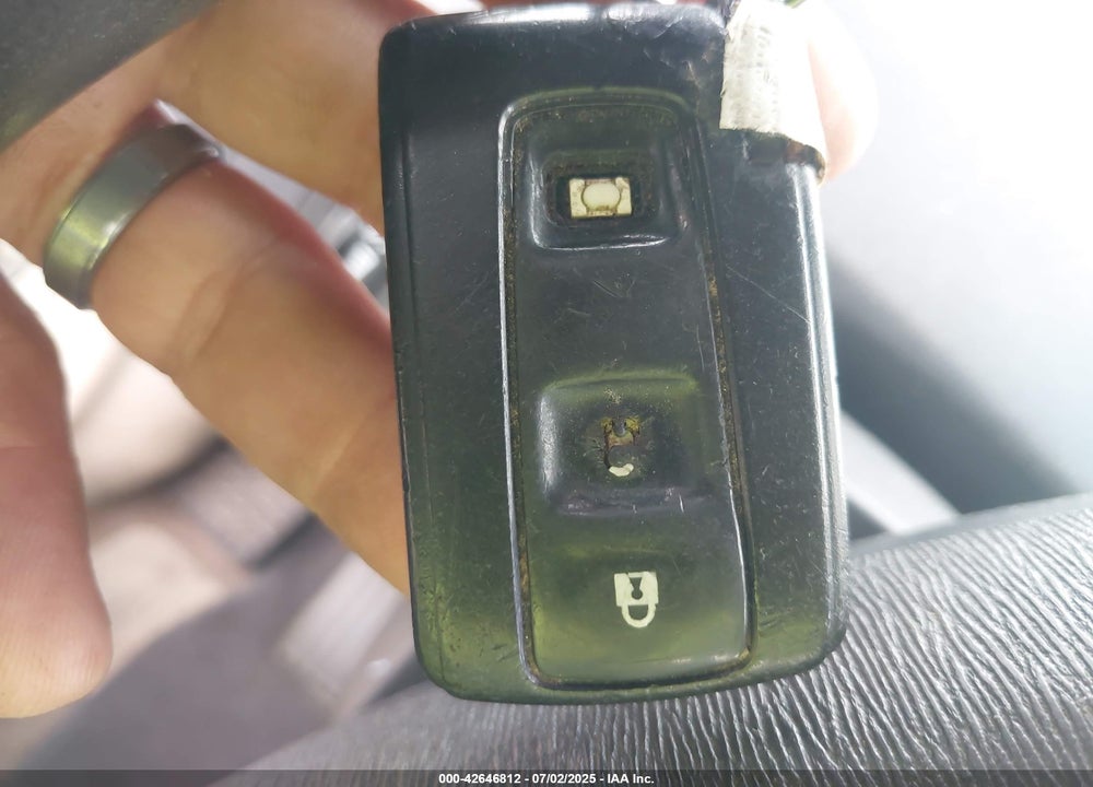 2008 TOYOTA PRIUS VIN: JTDKB20U983336368